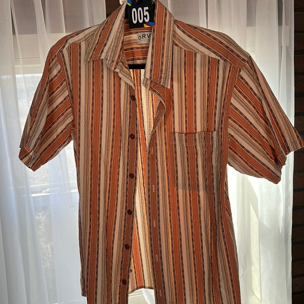 Used Orvis Medium men’s shirt sleeved shirt